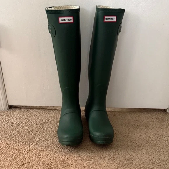 Hunter Forest Green Waterproof Boots - Picture 1 of 6